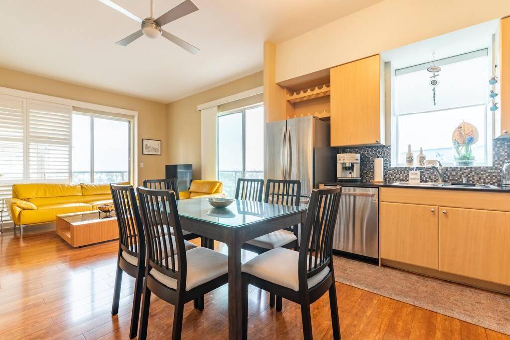 A Corner Unit With Ocean Views From Every Room Лонг Бийч Екстериор снимка