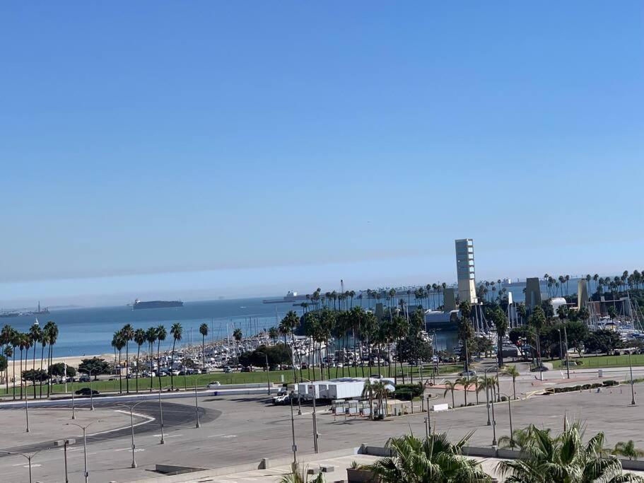A Corner Unit With Ocean Views From Every Room Лонг Бийч Екстериор снимка