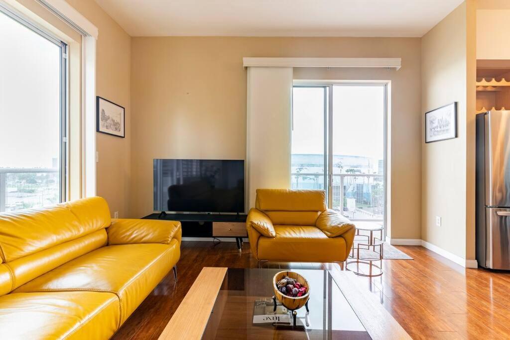 A Corner Unit With Ocean Views From Every Room Лонг Бийч Екстериор снимка