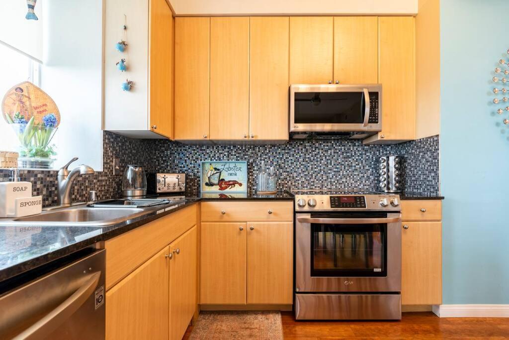 A Corner Unit With Ocean Views From Every Room Лонг Бийч Екстериор снимка