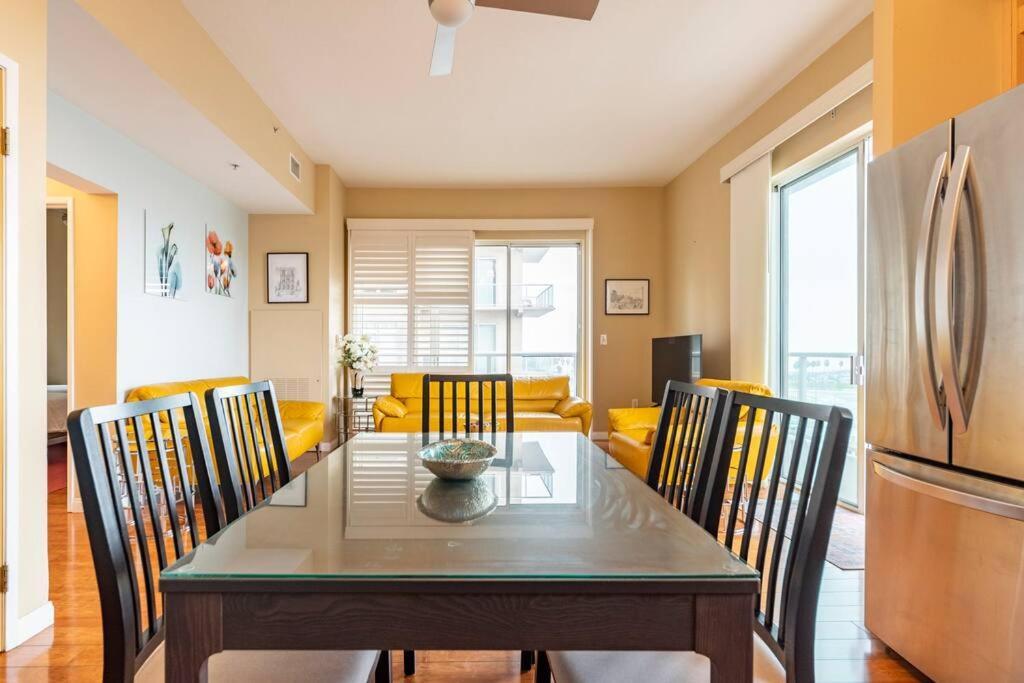 A Corner Unit With Ocean Views From Every Room Лонг Бийч Екстериор снимка